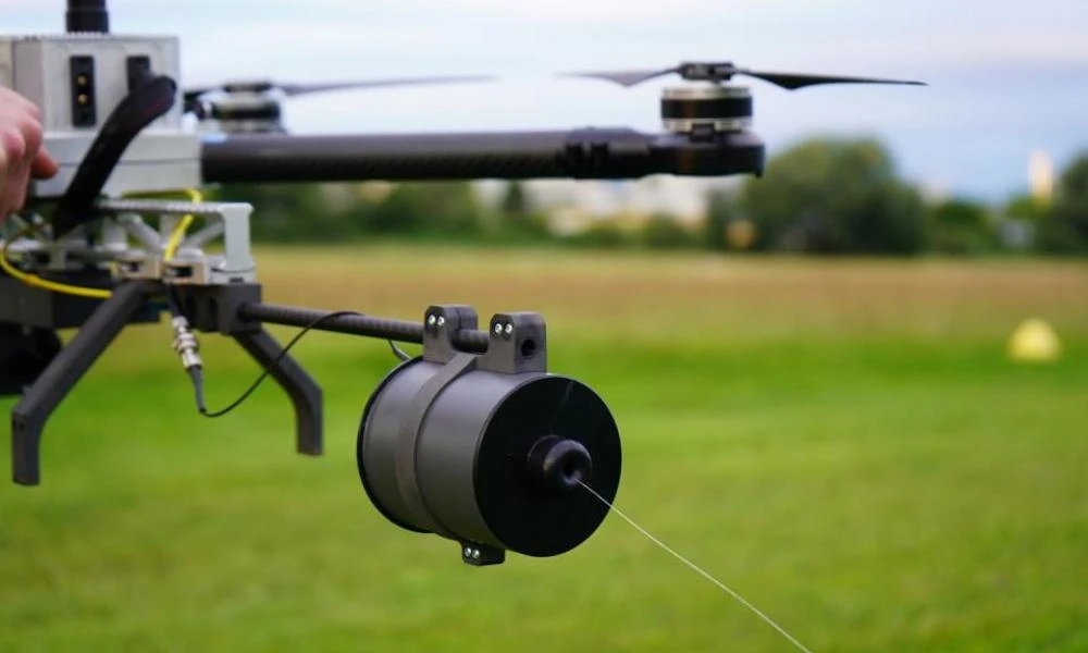 Σαρώνουν τα ρωσικά drones οπτικών ινών στο έδαφος της Ουκρανίας προκαλώντας τεράστιες απώλειες στο στρατό του Ζελένσκι